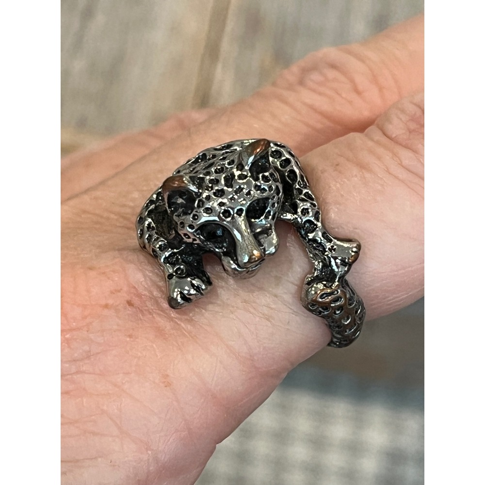 Silver Tone Textured Leopard Wrap Statement Ring Animal Motif Big Cat size 6 /7